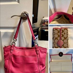 Coach purse and wallet